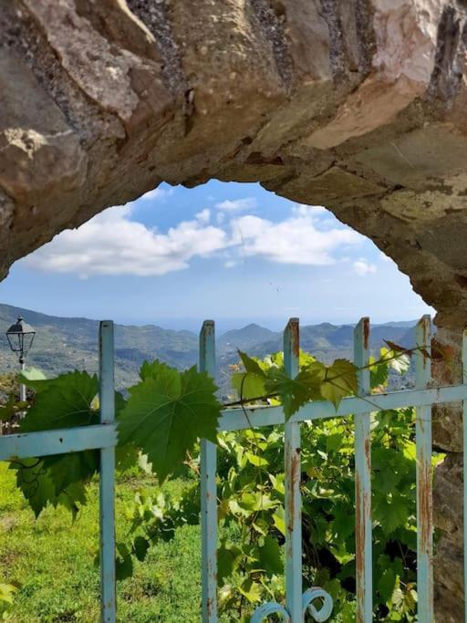 La Dimora Azzurra Βίλα Perinaldo Εξωτερικό φωτογραφία